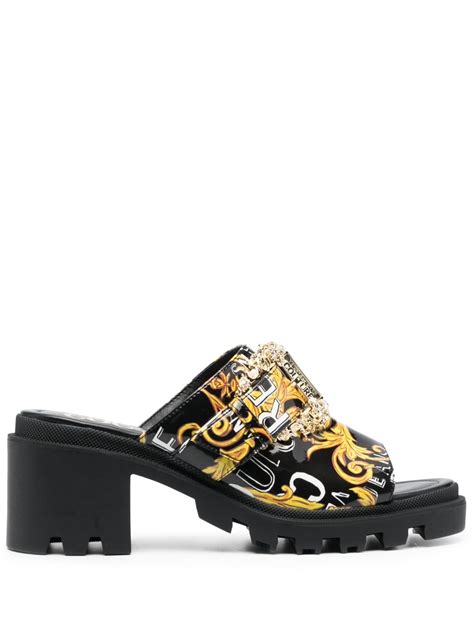 versace scarpe jeans slip on luxer|versace jeans farfetch.